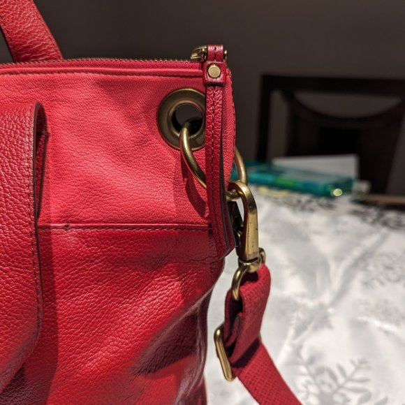 Red Leather Fossil Tote Bag - Picture 5 of 7